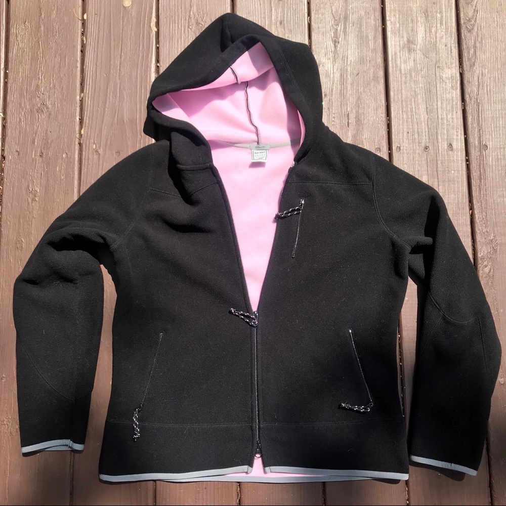 NEW LISTING Old Navy Perfect Fit Fleece Jacket
